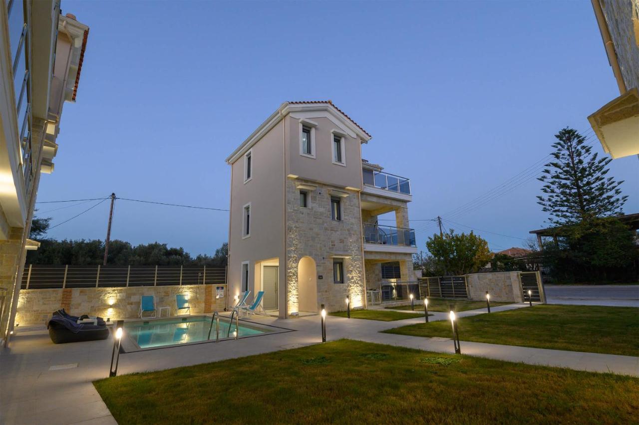 Momento Luxury Apartments Walking Distance From The Beach Nikiana Exterior foto