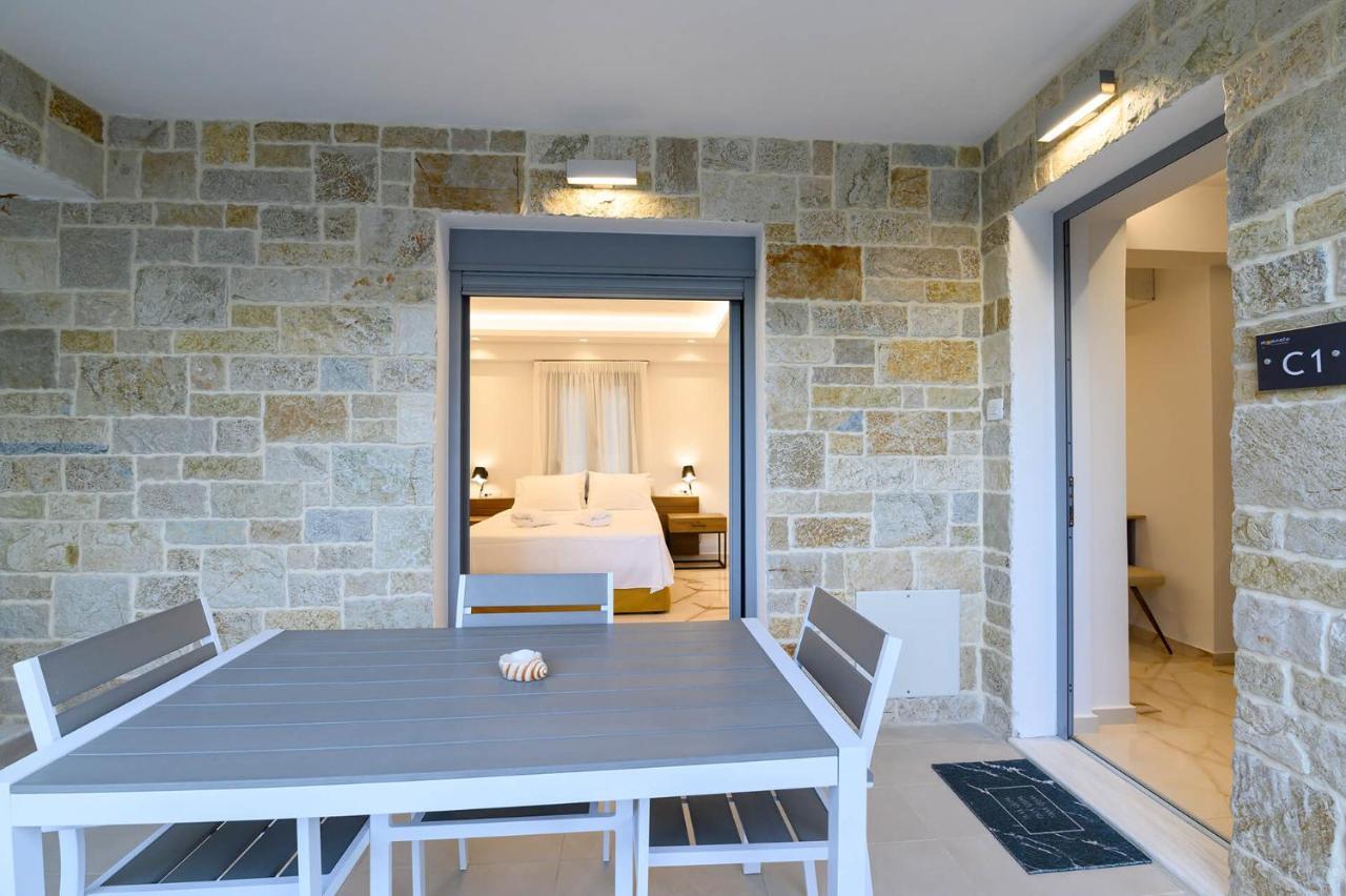 Momento Luxury Apartments Walking Distance From The Beach Nikiana Exterior foto