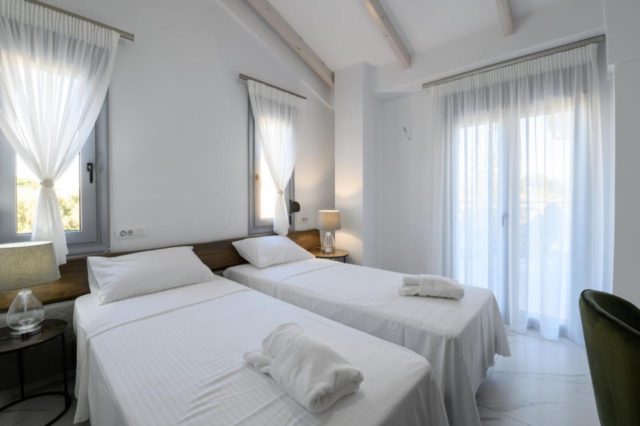 Momento Luxury Apartments Walking Distance From The Beach Nikiana Exterior foto